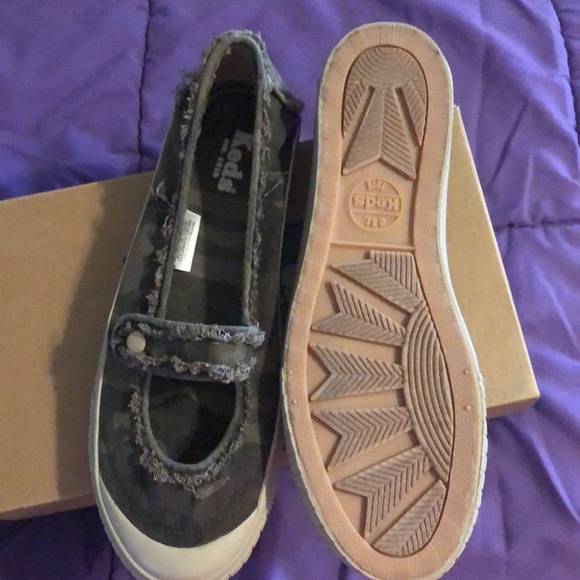 Keds - Picture 2 of 4